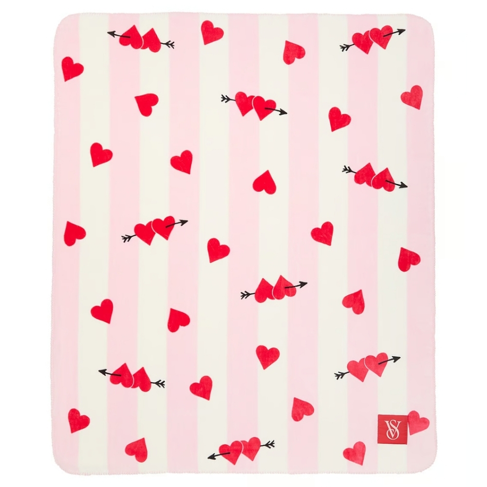 NWT Pink Victoria's Secret Comfy Cozy Plush Blanket. Size: OS - Picture 3 of 3